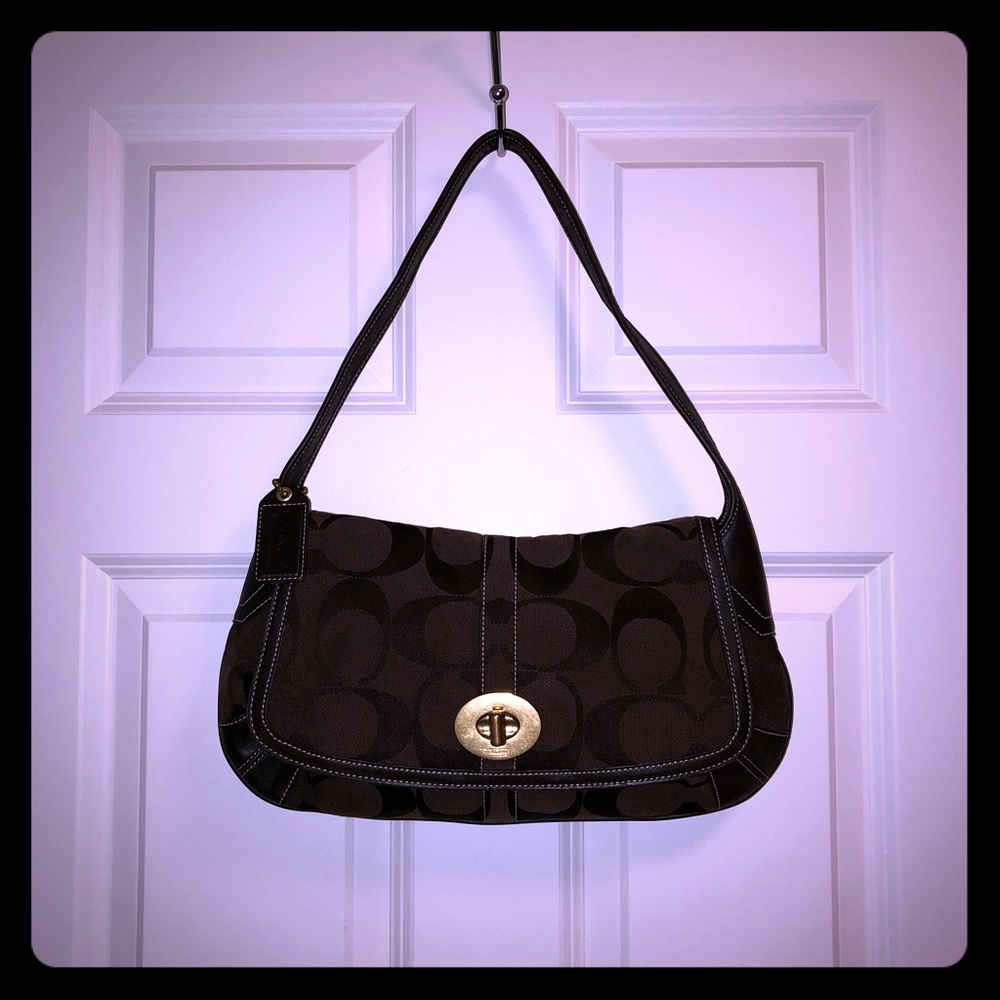 Coach Signature Purse